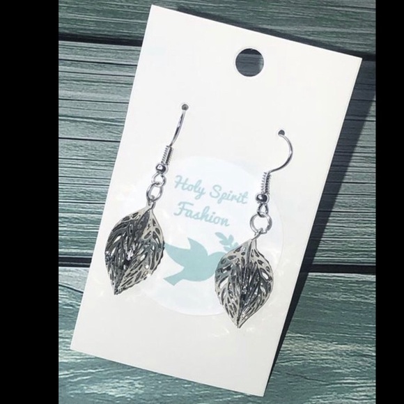 Silver Serenity Earrings - Picture 2 of 3